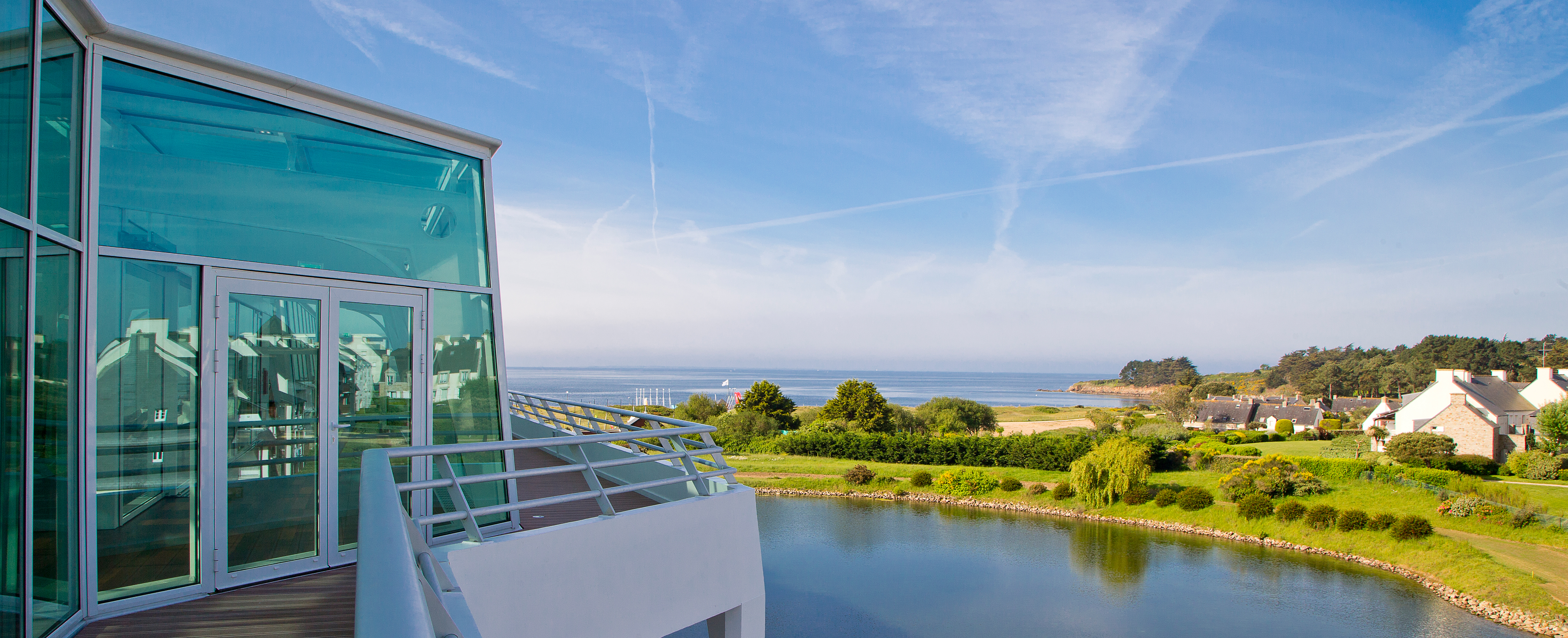 vue mer depuis le 4eme étage de l’hôtel thalasso Miramar La Cigale